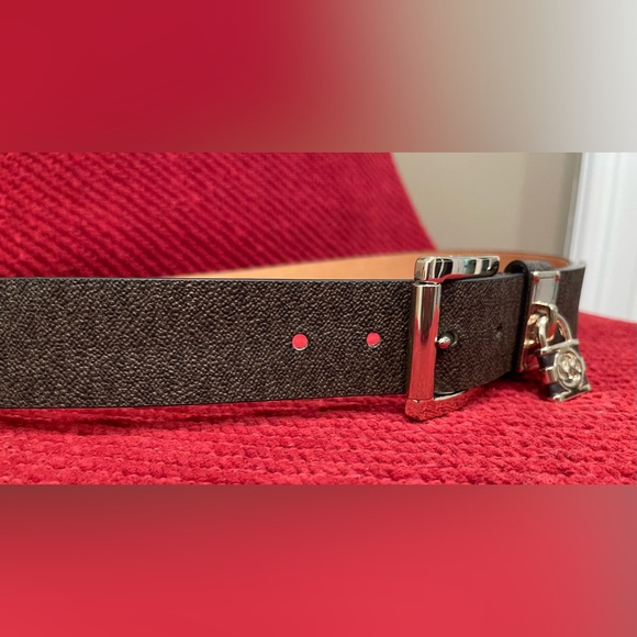 Michael Kors Belt - Picture 4 of 6